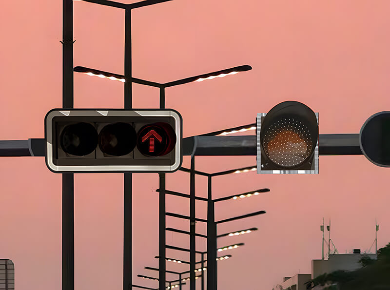 Red Yellow Green Traffic Light